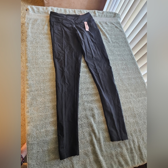Victoria's Secret Pants - Victoria Secret Sport Total Knockout Legging Size Small Black